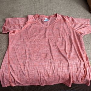 ❌SOLD❌ Columbia OmniCool T-Shirt